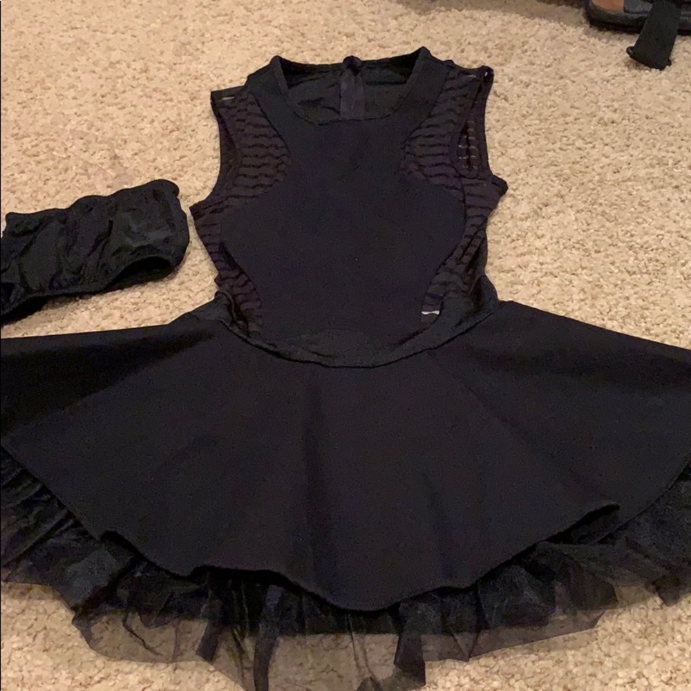 Kellé dance costume